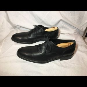 Tods black leather cap toe Oxfords men’s size 11